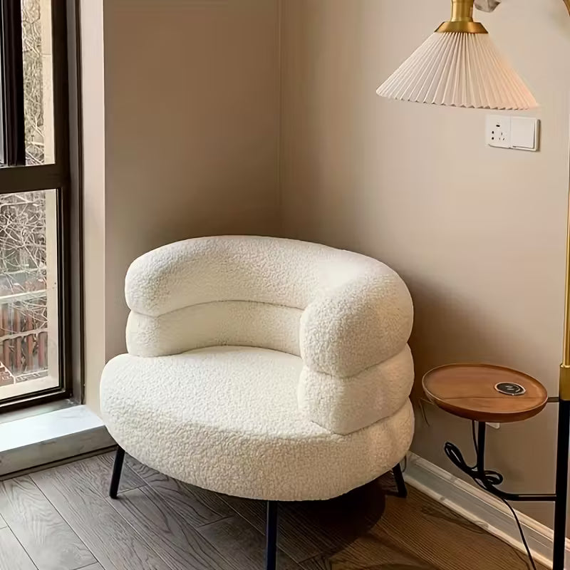 RelaxLounge – Minimalist Armchair